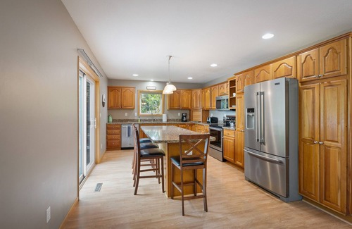 Brainerd Casa | Love Lake - Gull Lake Chain | Entertain | Firepit