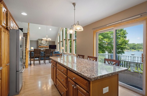 Brainerd Casa | Love Lake - Gull Lake Chain | Entertain | Firepit