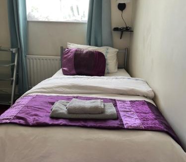 Cray Valley East Casa | Love & Peace