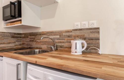 Villeneuve-le-Roi Apartamento | Love Room avec Jacuzzi, Le Saccard