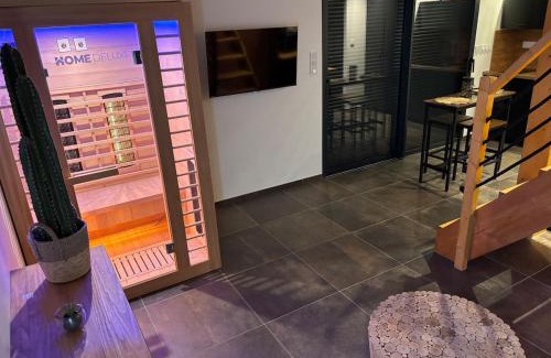 Robins Bay Casa | Love room