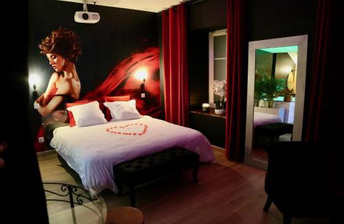 Downtown Angers Apartamento | love room gold - les delices rooms
