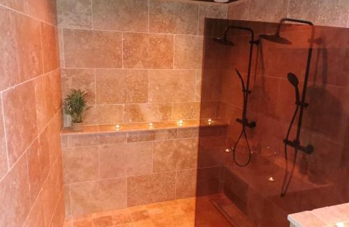 Saint-Denis-de-Pile Apartamento | love room paradix