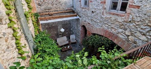 Saint-Assiscle Cama Y Desayuno | Love room Perpignan donjon 35mn de Perpignan