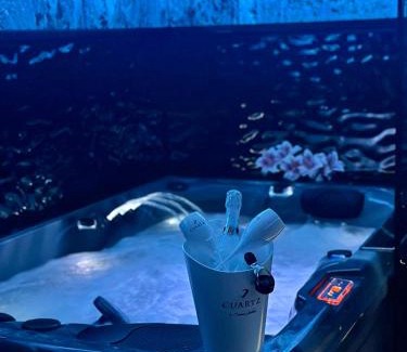 Voluntari Apartamento | Love Room Secret-private jacuzzi spa & cinéma Bucuresti
