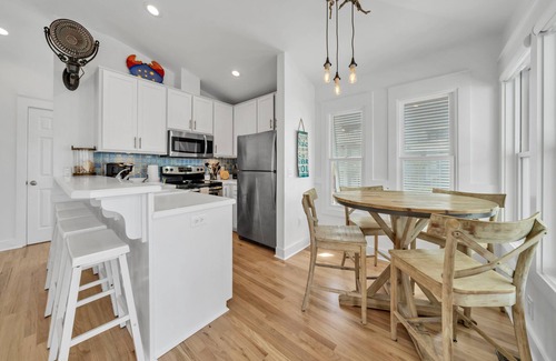 Sunnyside Cabaña | LOVE SHACK! 3-BDM GULF-VIEW CARRIAGE HOUSE Shared Pool, Beach Access #1