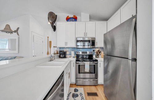 Sunnyside Cabaña | LOVE SHACK! 3-BDM GULF-VIEW CARRIAGE HOUSE Shared Pool, Beach Access #1