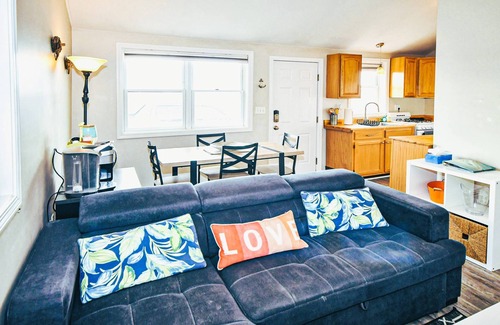 Salisbury Beach Casa | Love Shack: Fall Special! 3 minutos a pie de playa; Recoger conchas marinas; ¡Disfruta de las puestas de sol!