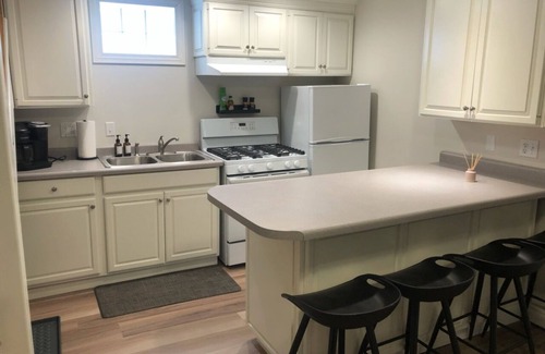 Kutzky Park Casa | Love Your Stay at 716-2