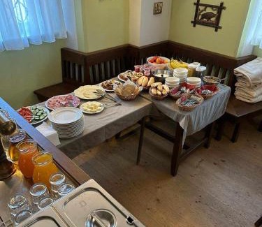 Svratouch Apartamento | Lovecký zámek Karlštejn