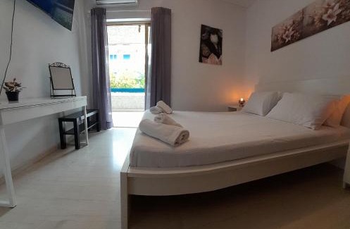 Varkiza Apartamento | Loveliest Place At AthensRiviera