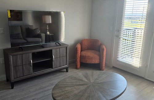 Jarrell Apartamento | Pool Home*Mins to Austin Emergency* St David’s Hospital