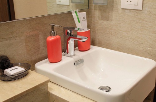 Hiranandani Gardens Apartamento | Lovely 1-bedroom apartment at Hiranandani Powai