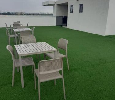 Labadi Apartamento | Lovely 1-bedroom Apartment in the Heart of Accra!