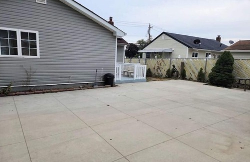 Copiague Apartamento | Lovely 1-Bedroom Apt With King Bed, 55” Smart Tv.