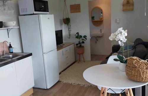 Hakaru Cabina | Lovely 1-bedroom cabin in Hakaru. Take a break and unwind at this peaceful oasis