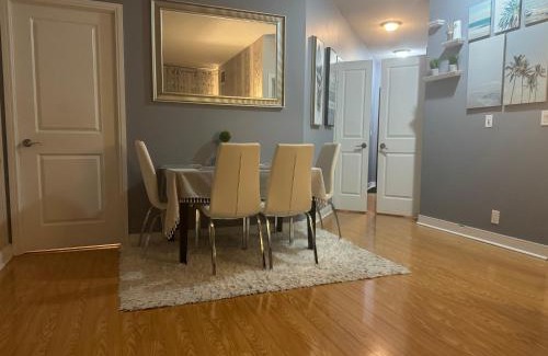 Downtown Mississauga Apartamento | Lovely 1 bedroom Condo Downtown Mississauga Square One