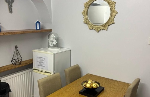 Hythe Apartamento | Lovely 1 Bedroom Ground Floor Apartment max 4 per