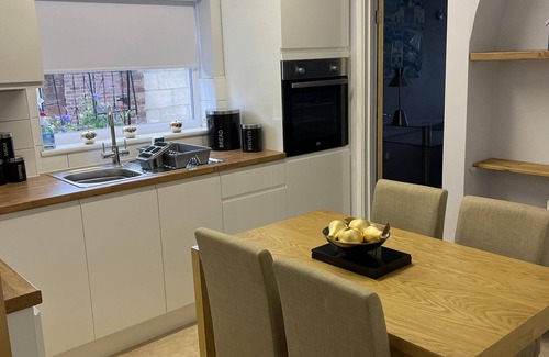 Hythe Apartamento | Lovely 1 Bedroom Ground Floor Apartment max 4 per