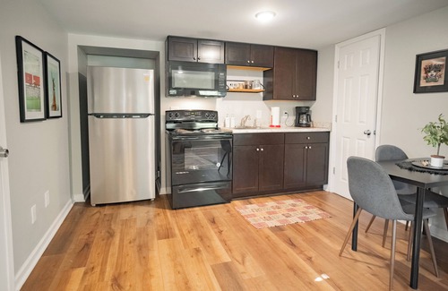Homewood Condominio | Lovely 1 bedroom! Near Samford, UAB & Downtown!