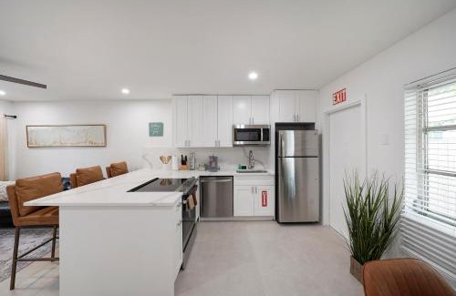 Harbordale Casa | Lovely 1 Bedroom - Just Beachy Unit 2