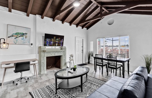 Hollywood Lakes Apartamento | Lovely 1 BR Walking Distance To Ocean - Suite 1