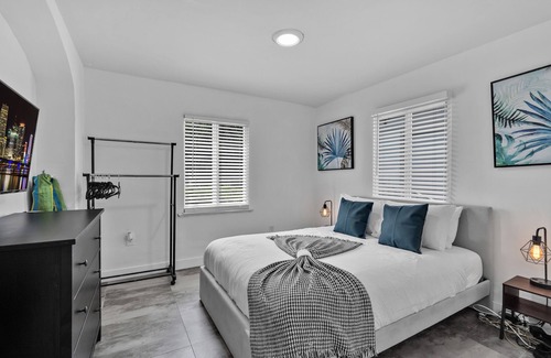 Hollywood Lakes Apartamento | Lovely 1 BR Walking Distance To Ocean - Suite 1