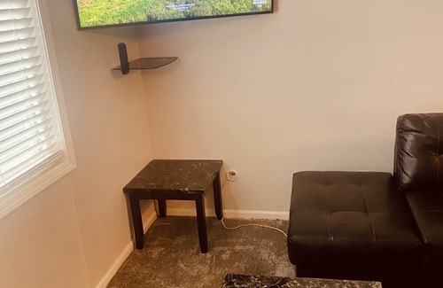 Clarkston Apartamento | Lovely 1bedroom loft with free parking on premises