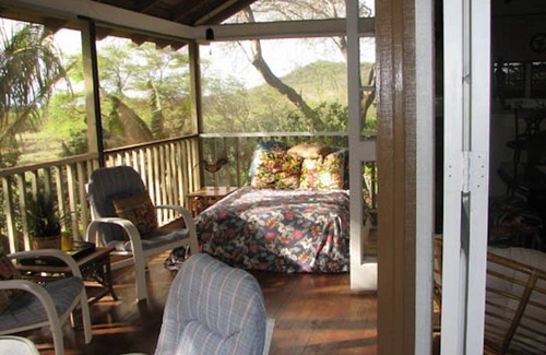 Maunaloa Casa | Bellamente decorado 2 dormitorios, 2 baños condominio en el prestigioso Paniolo Hale