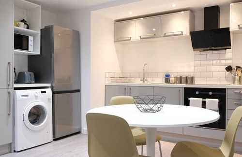 Earls Barton Apartamento | Lovely 2 Bed Apartment w Garden near Northampton