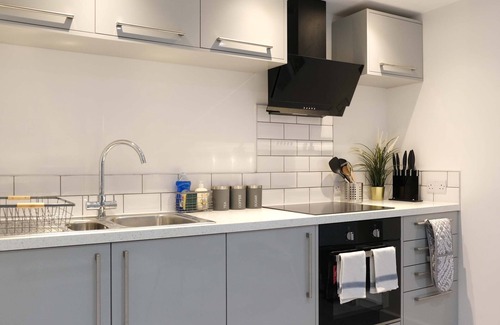 Earls Barton Apartamento | Lovely 2 Bed Apartment w Garden near Northampton