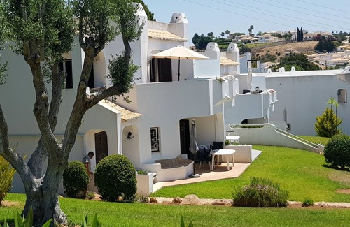 Alpouvar Apartamento | Precioso apartamento de 2 dormitorios con balcón orientado al sur, ideal para familias Clube Albufeira