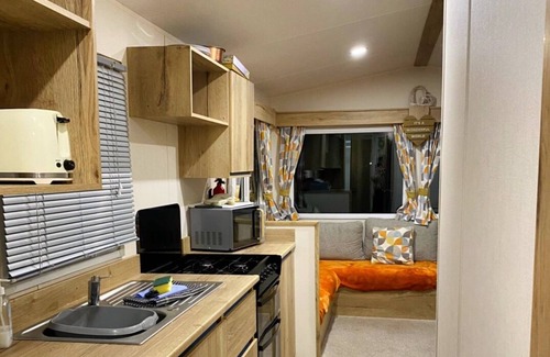Llanasa Chalet De Esquí | Lovely 2-bed Chalet in Prestatyn