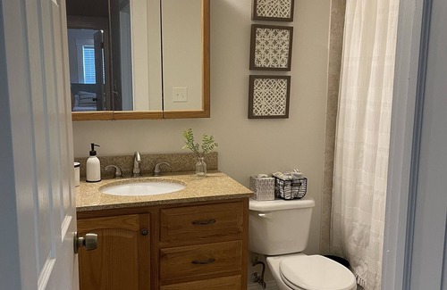River District Casa | Lovely 2 bedroom 2 bath home near shops, restaurants and 15 minutes to beaches
