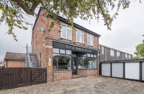 Cherry Hinton Apartamento | Lovely 2 bedroom apartment - ideal location!