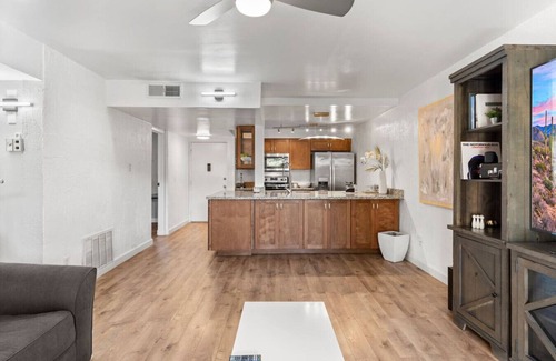 Southwest Village Apartamento | Lovely 2-Bedroom Apartment in Scottsdale!