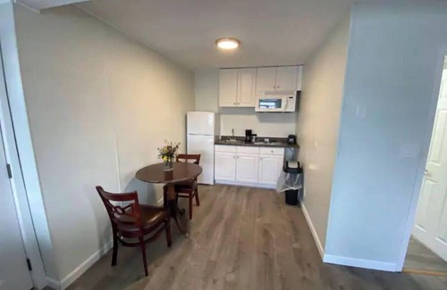 Hampton Apartamento | lovely 2-bedroom apartment with pool 2B