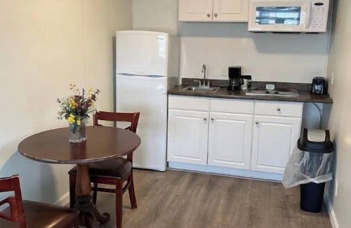 Hampton Apartamento | lovely 2-bedroom apartment with pool 2B