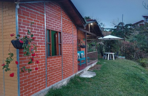 Guarne Casa | Lovely 2-bedroom bungalow in Guarne
