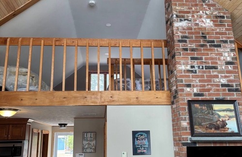 Limerick Cabaña | Lovely 2-bedroom cottage with AC in Limerick, ME on Sokokis Lake