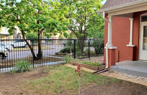 Pueblo Condominio | Lovely 2 bedroom Duplex 1 bath near riverwalk
