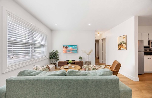Central Naples Casa | Lovely 2-bedroom house with AC in Naples