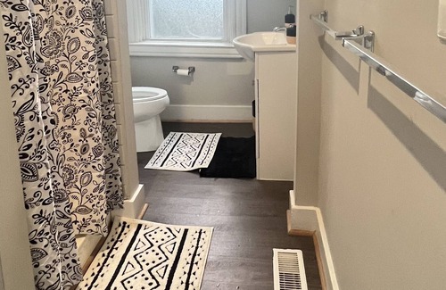 Fan District Apartamento | Lovely 2 bedroom in the middle of downtown Richmond