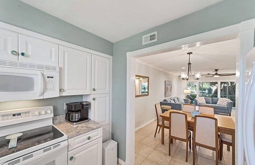 Saint Armands Key Condominio | Lovely 2 Bedroom near St. Armands! SAKA11A