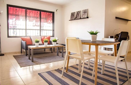 Santo Domingo Apartamento | Lovely 2-bedroom rental unit with free parking