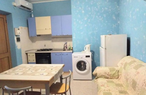 Scalea Apartamento | Lovely 2-bedroom rental with patio in Scalea