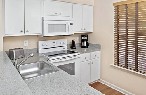 Berkeley Complejo | Lovely 2 Bedroom Suite @ Greeinsprings Vacation Resort