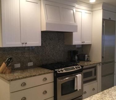 Traverse City Casa | Lovely 2-bedroom Suite with lots of Amenities
