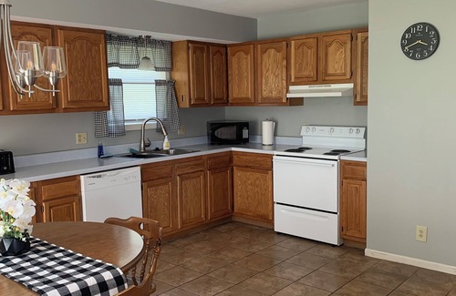 St. Joseph Casa | Lovely 2-bedroom townhome in Saint Joseph