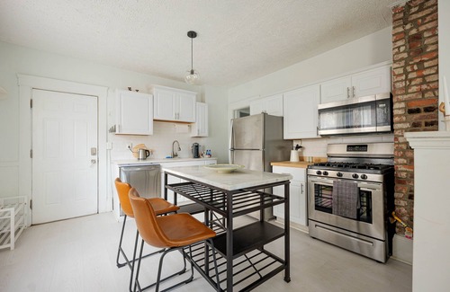Tremont Casa | Lovely 2 Bedroom Unit with a Hot Tub